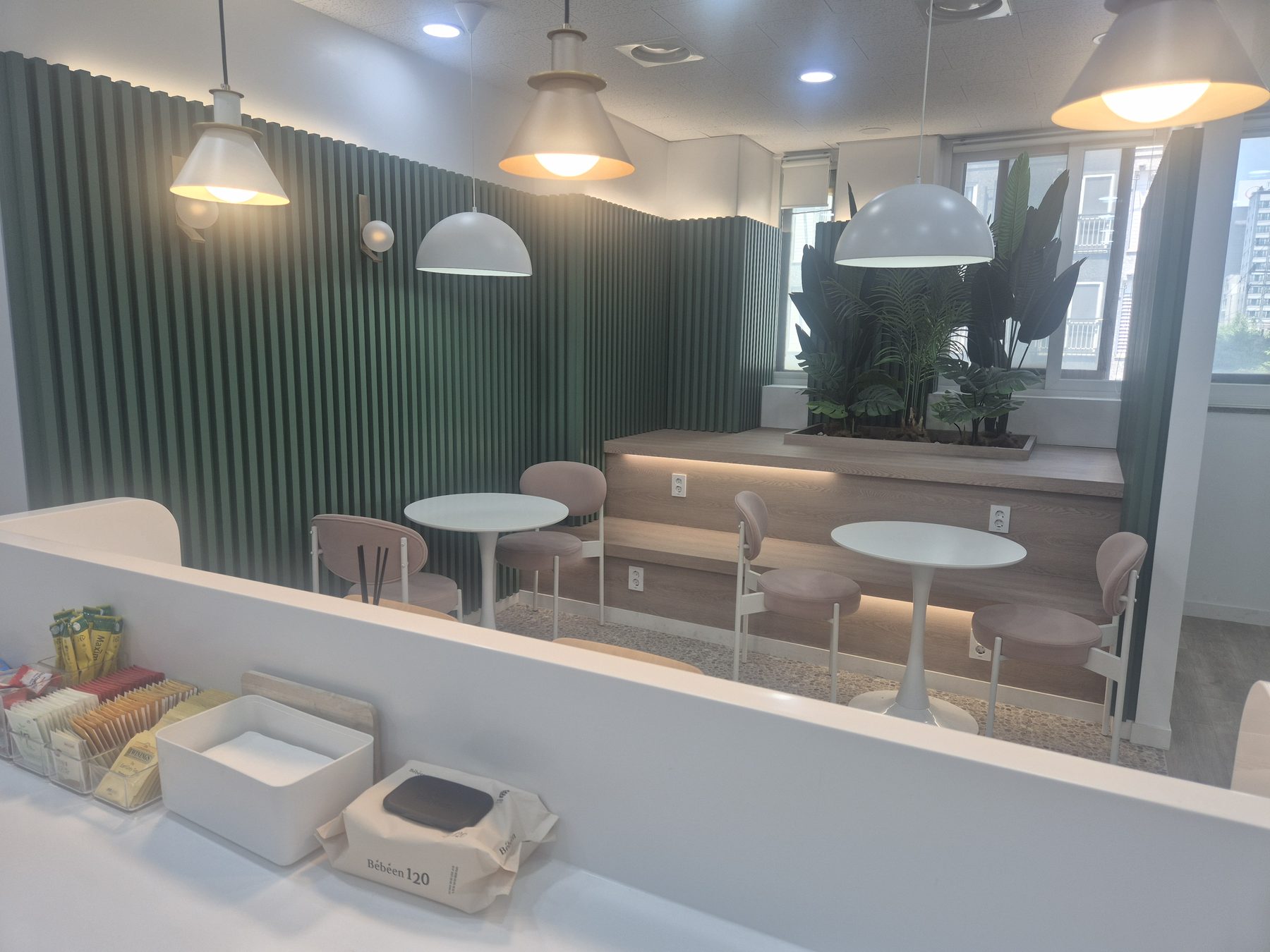 UniHome office lounge and workspace